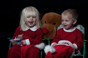 Children Christmas Photo shoot. Barnfotografering jultomte.
